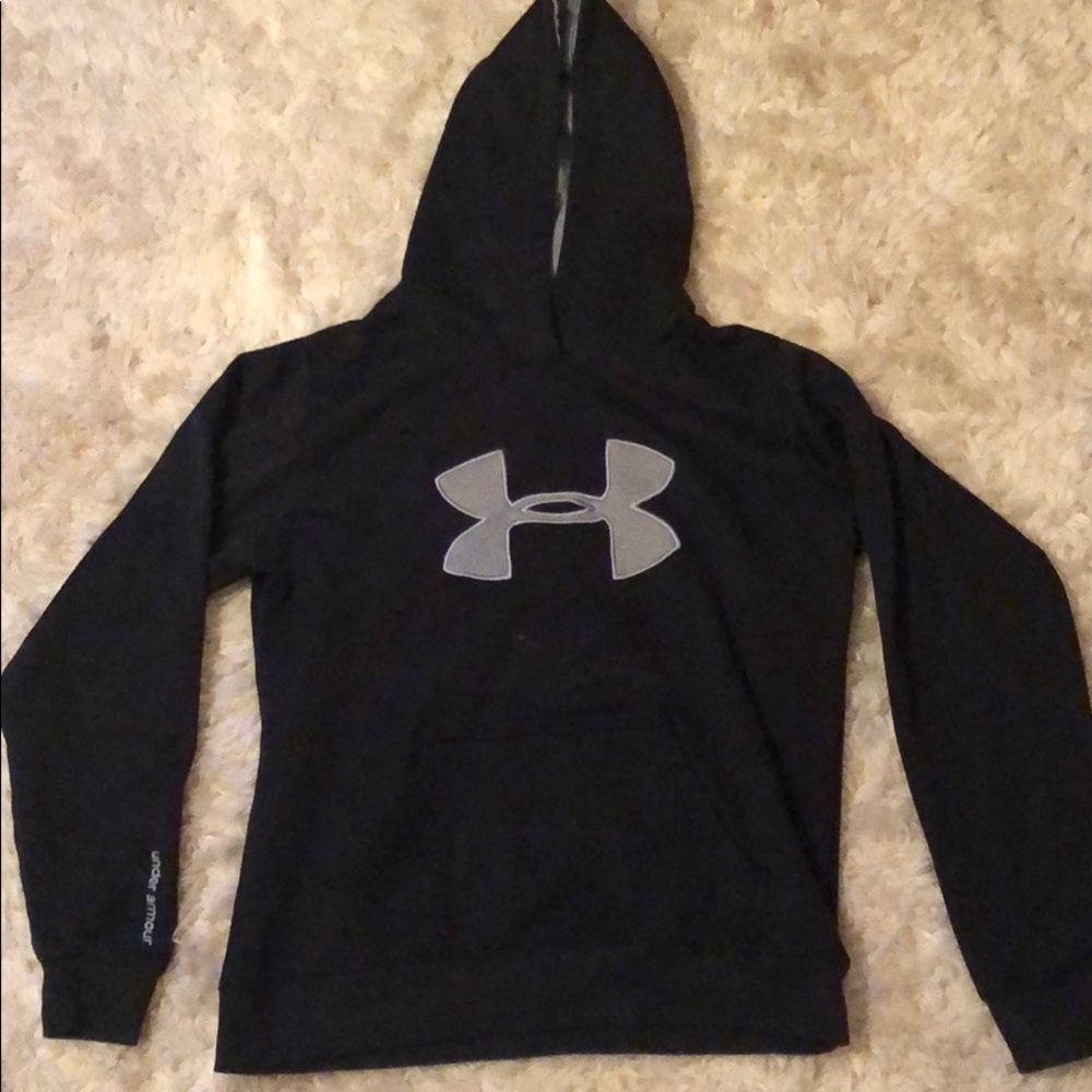 Black Under Armour Sweatshirt